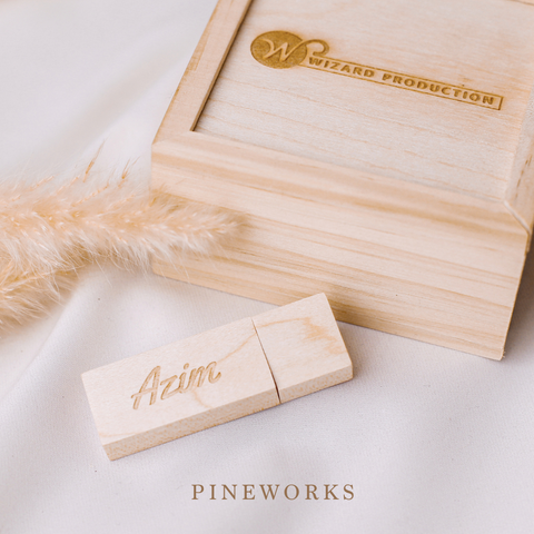 Maple Wooden USB Flash Drive & Square Box