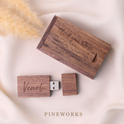 Mahogany Wooden USB Flash Drive